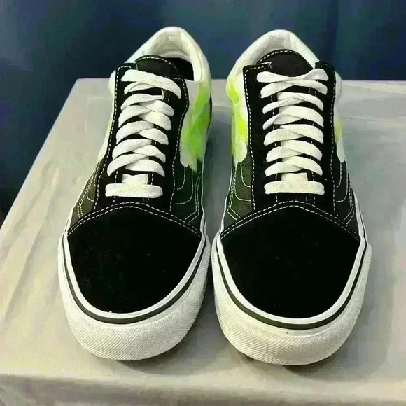 Vans Old Skool Black & White w/Green Flames - Picture 2 of 8